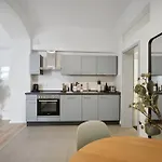 Ξενοδοχείο με διαμερίσματα Limehome Jordanstrasse 4*