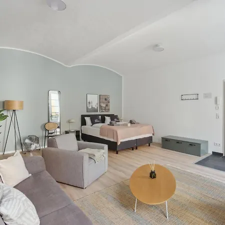 Limehome Jordanstrasse 4* دريسدن