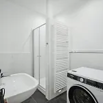 Apartahotel Limehome Jordanstrasse 4*