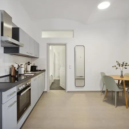 מלון דירות Limehome Jordanstrasse 3*